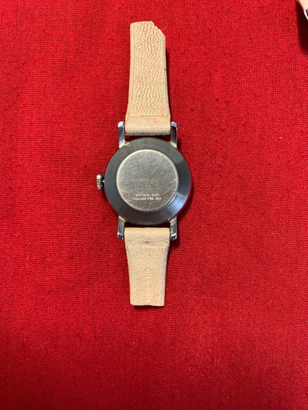 Vintage Peanuts Lucy Character Watch - Picture 3 of 4